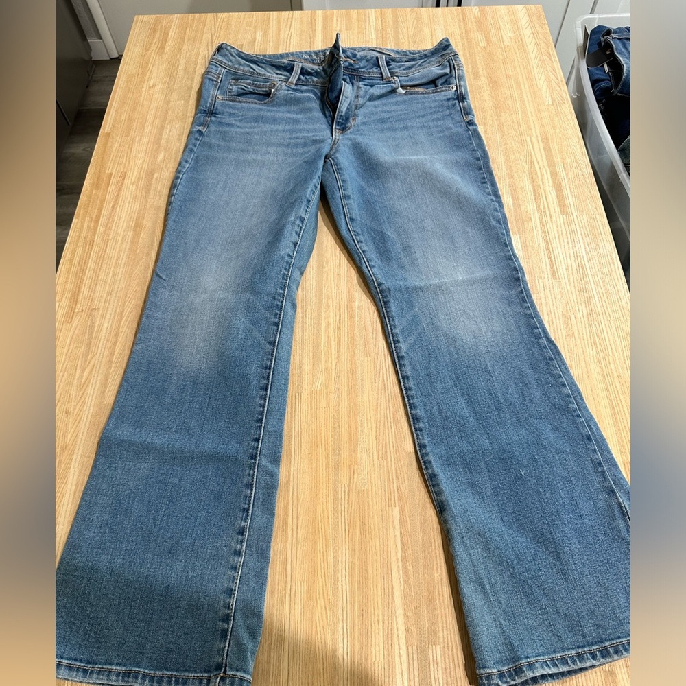 Like New American Eagle Jeans